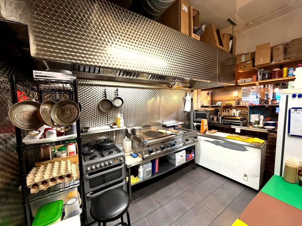 Photo 7- click for photo gallery